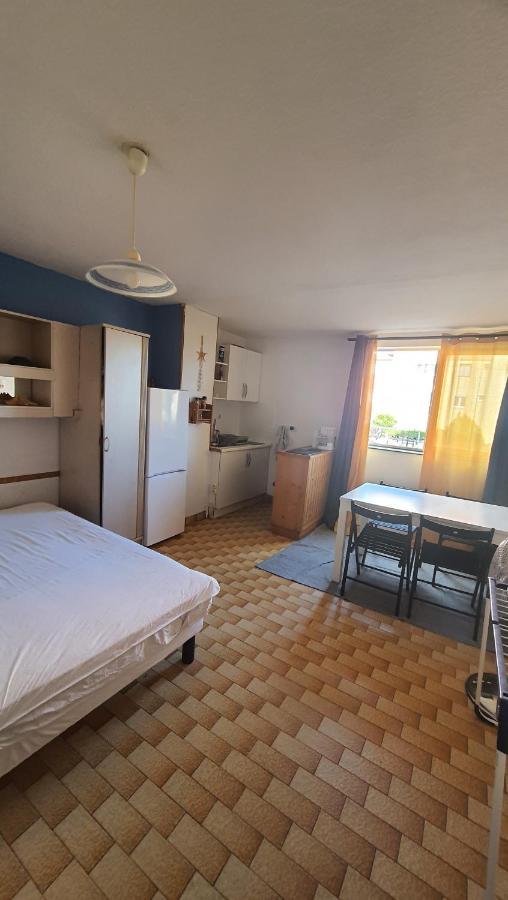 Studio 16 Le Cap D'Agde Avec Parking Prive Proche Du Centre Zewnętrze zdjęcie